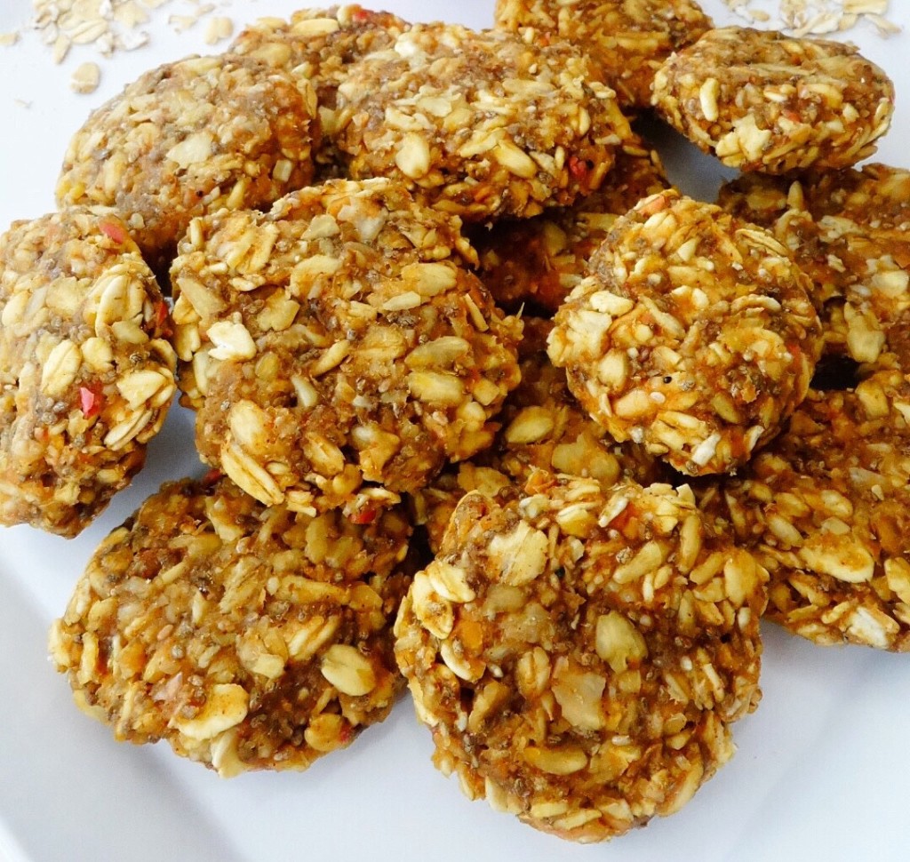 Raw Oatmeal Cookies 