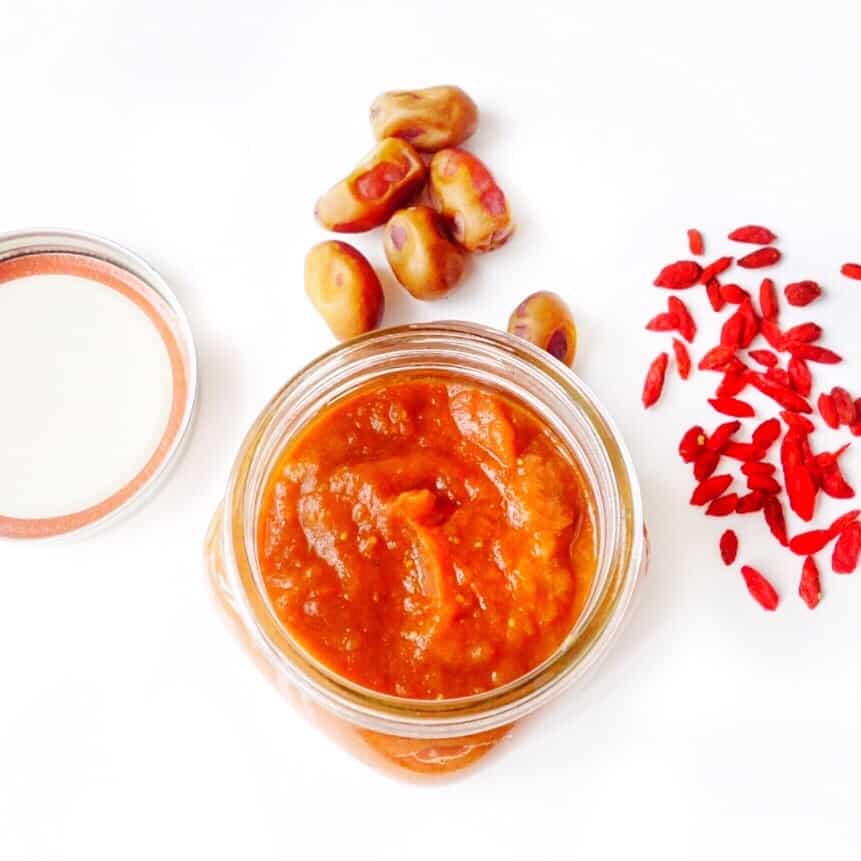 Goji Berry Date Paste Sweetener