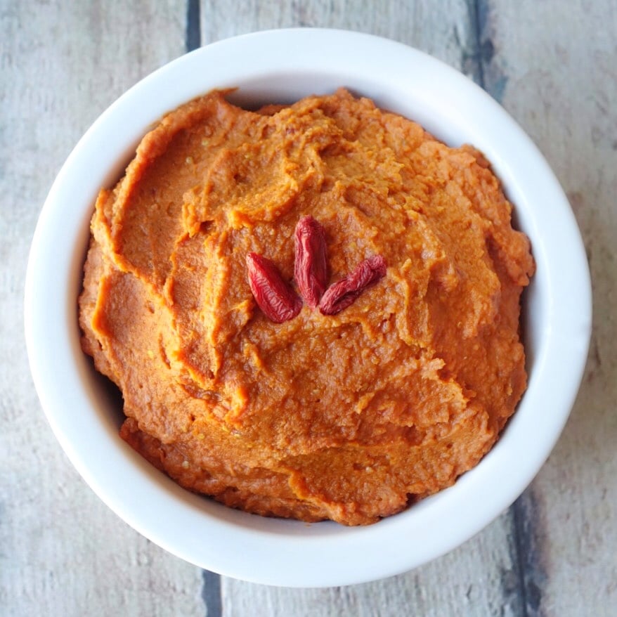 Goji Berry Cookie Dough Dip - MegUnprocessed